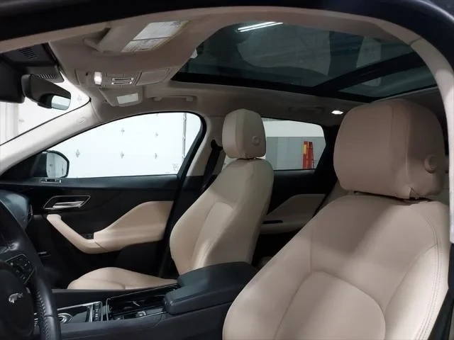 2020 Jaguar F-Pace - Image 13 of 20