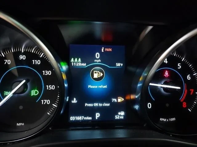 2020 Jaguar F-Pace - Image 15 of 20