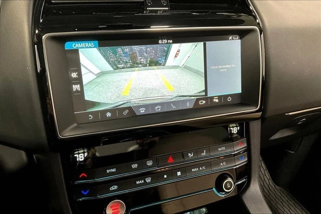 2020 Jaguar F-Pace - Image 14 of 20