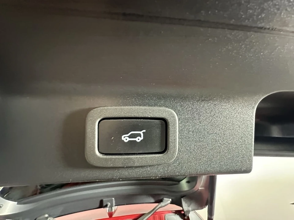 2020 Jaguar F-Pace - Image 20 of 21