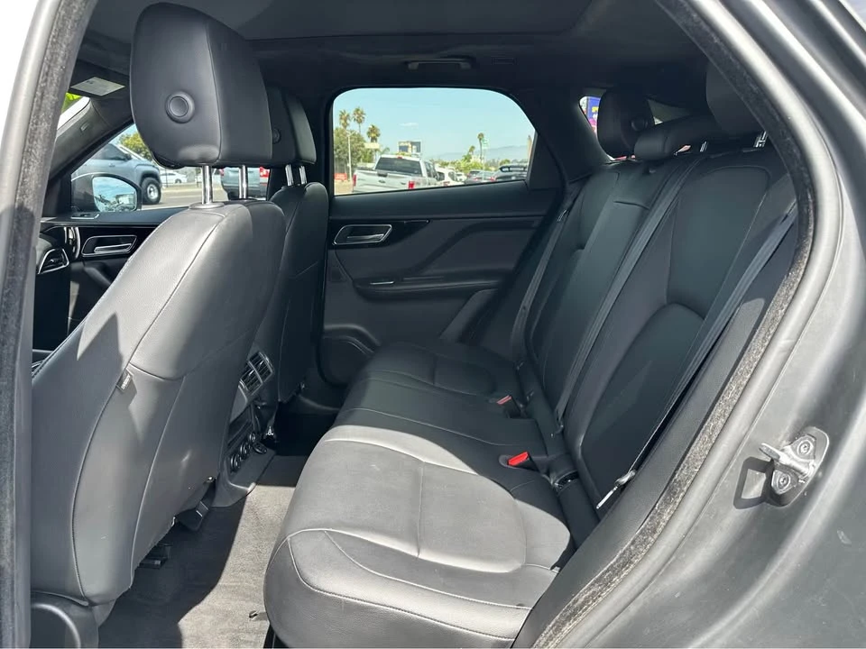 2020 Jaguar F-Pace - Image 10 of 10