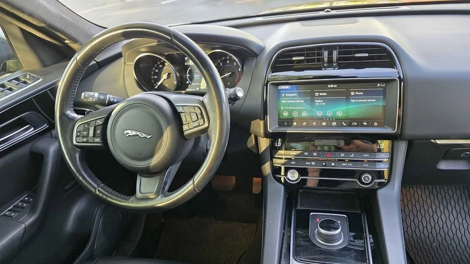 2020 Jaguar F-Pace - Image 8 of 14