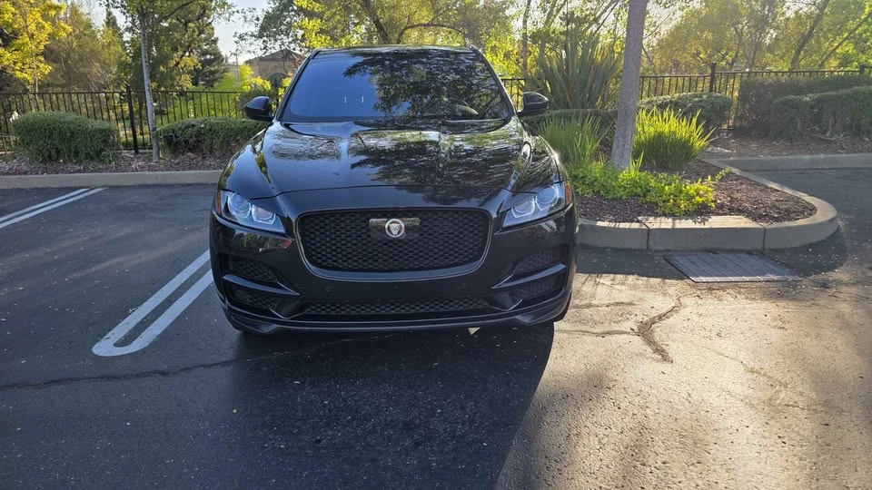 2020 Jaguar F-Pace - Image 3 of 14