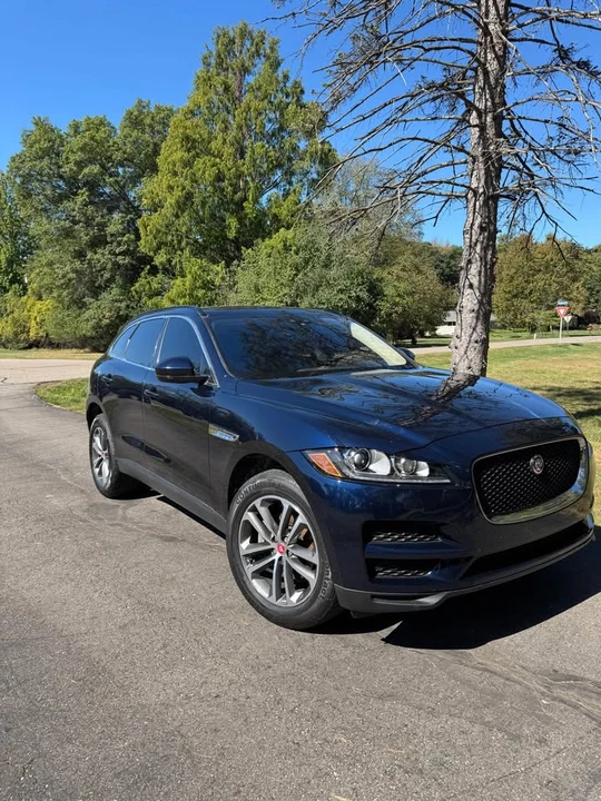 2020 Jaguar F-Pace - Image 4 of 16
