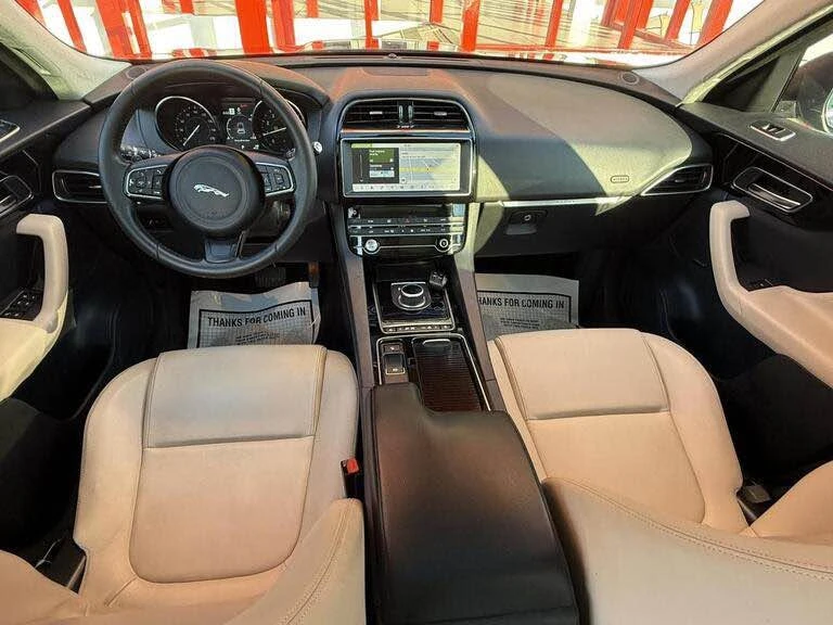 2020 Jaguar F-Pace - Image 13 of 19