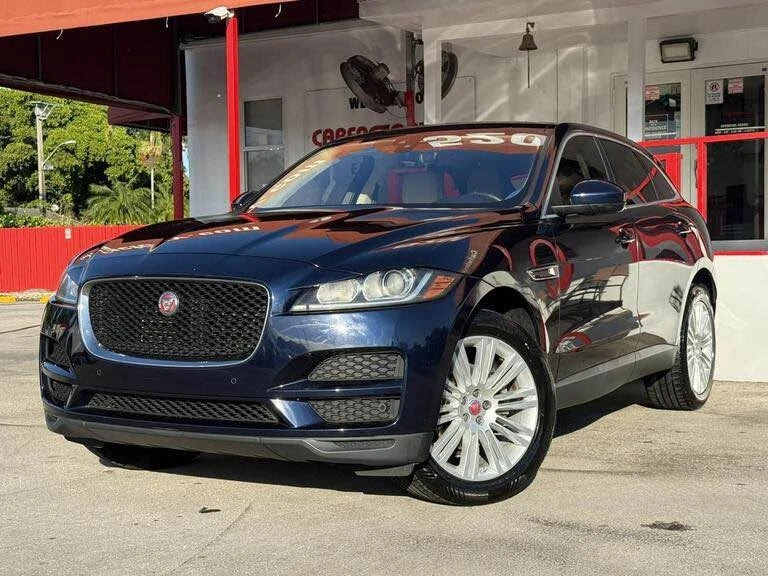 2020 Jaguar F-Pace - Image 3 of 19