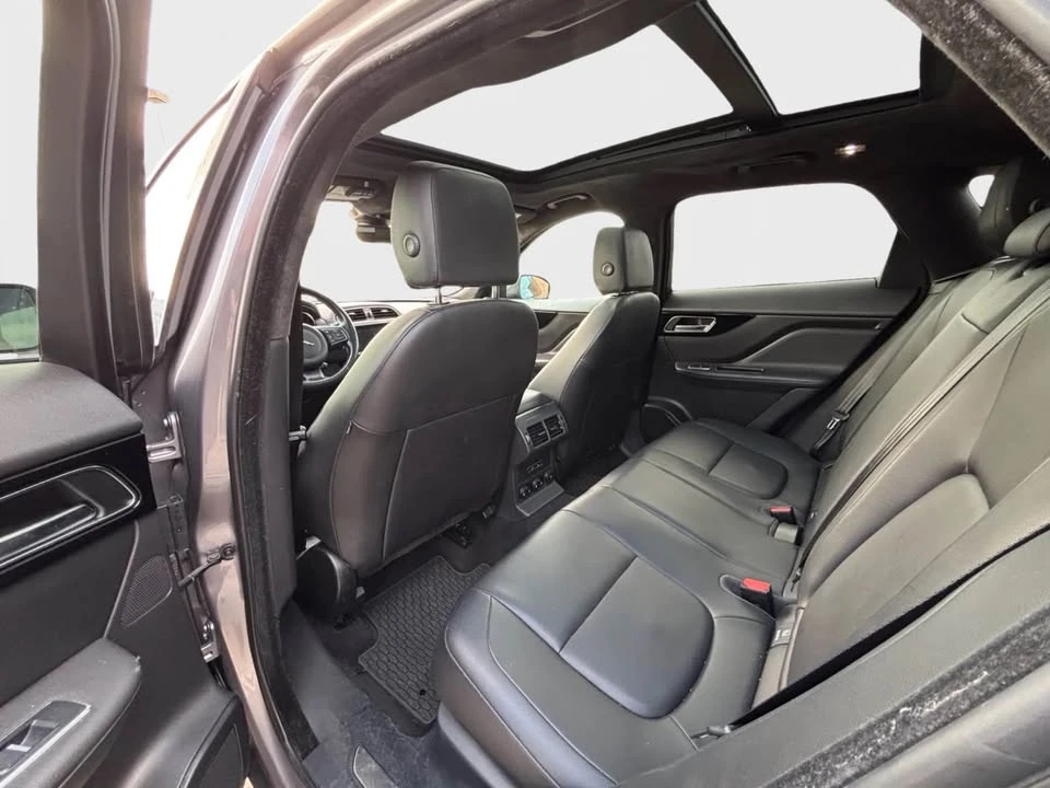 2020 Jaguar F-Pace - Image 17 of 17