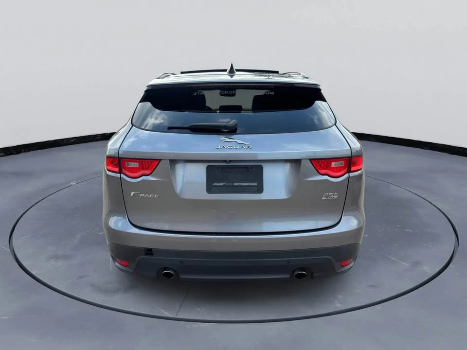 2020 Jaguar F-Pace - Image 4 of 17