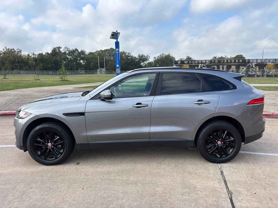 2020 Jaguar F-Pace - Image 7 of 20