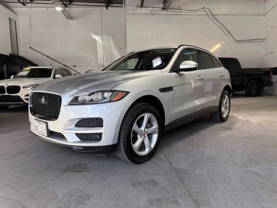 2020 Jaguar F-Pace - Image 3 of 20