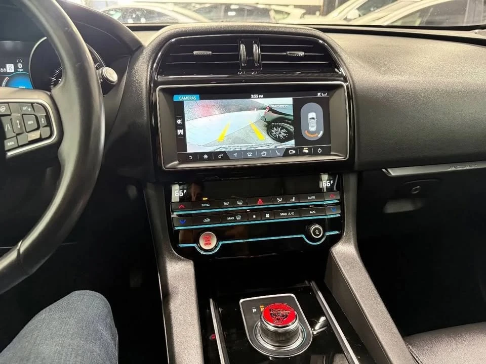 2020 Jaguar F-Pace - Image 12 of 20