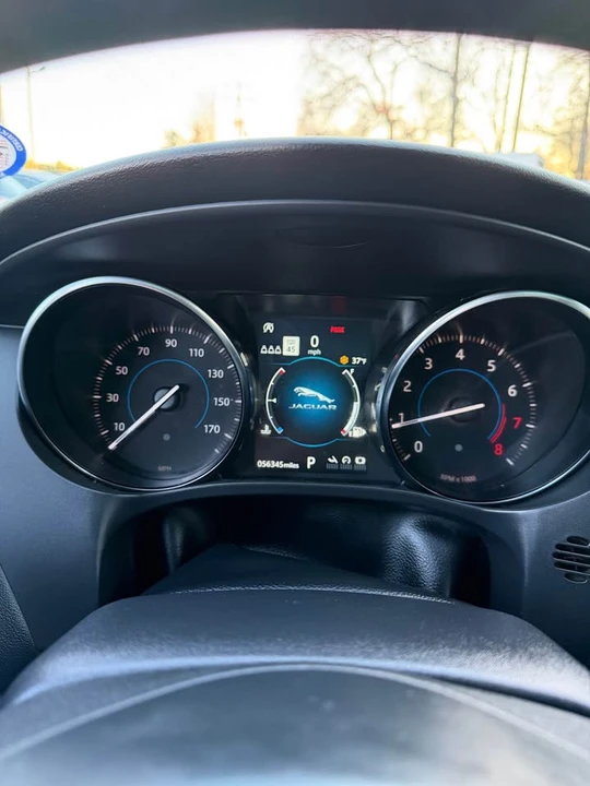 2020 Jaguar F-Pace - Image 12 of 19