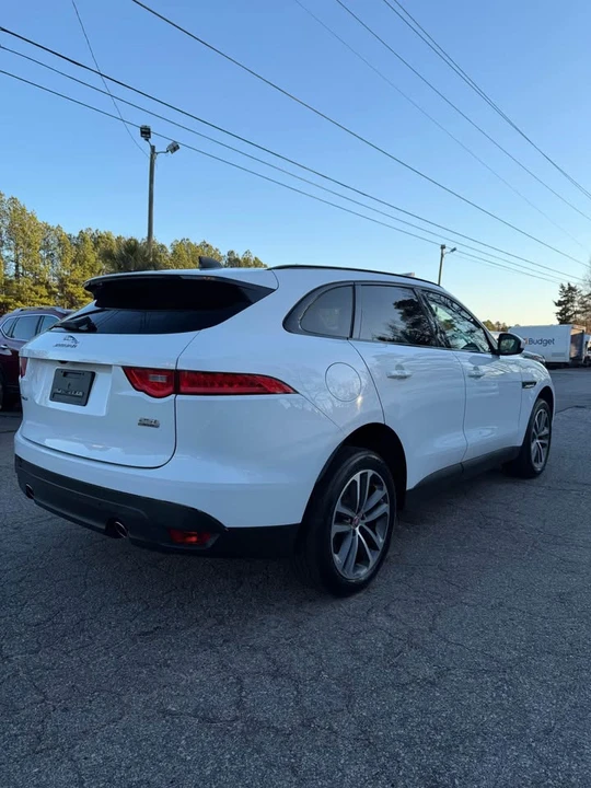 2020 Jaguar F-Pace - Image 4 of 19