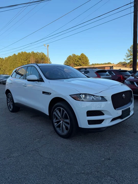2020 Jaguar F-Pace - Image 5 of 19