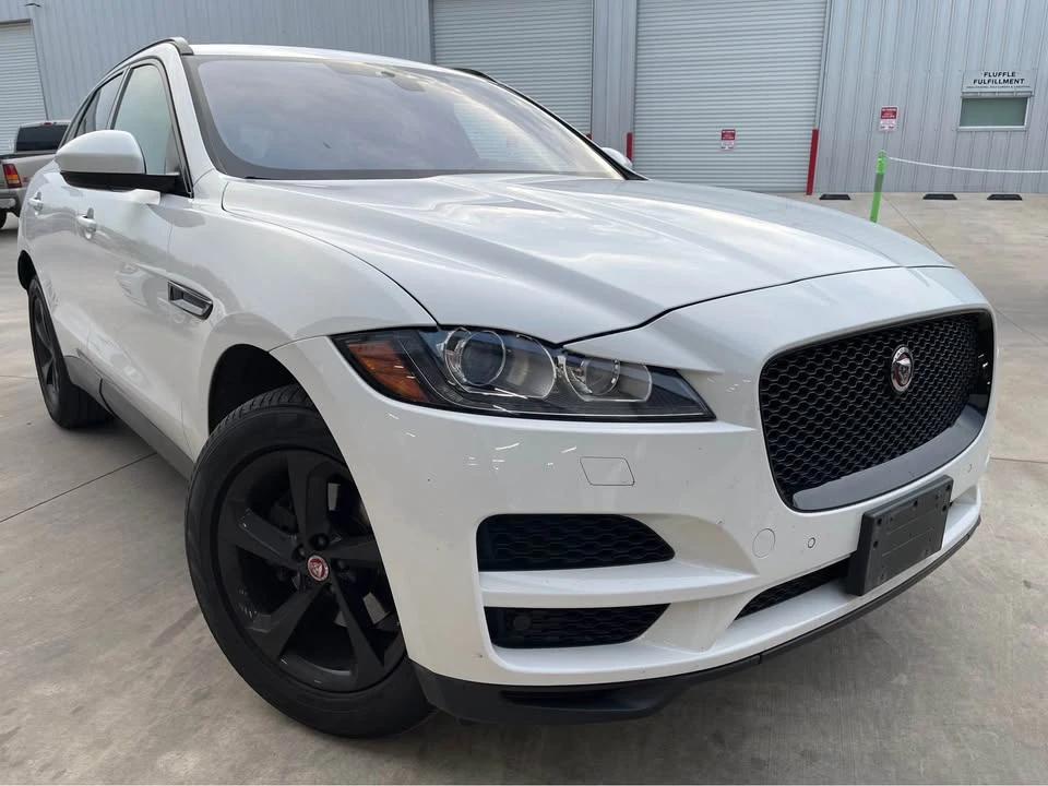 2020 Jaguar F-Pace - Image 2 of 20