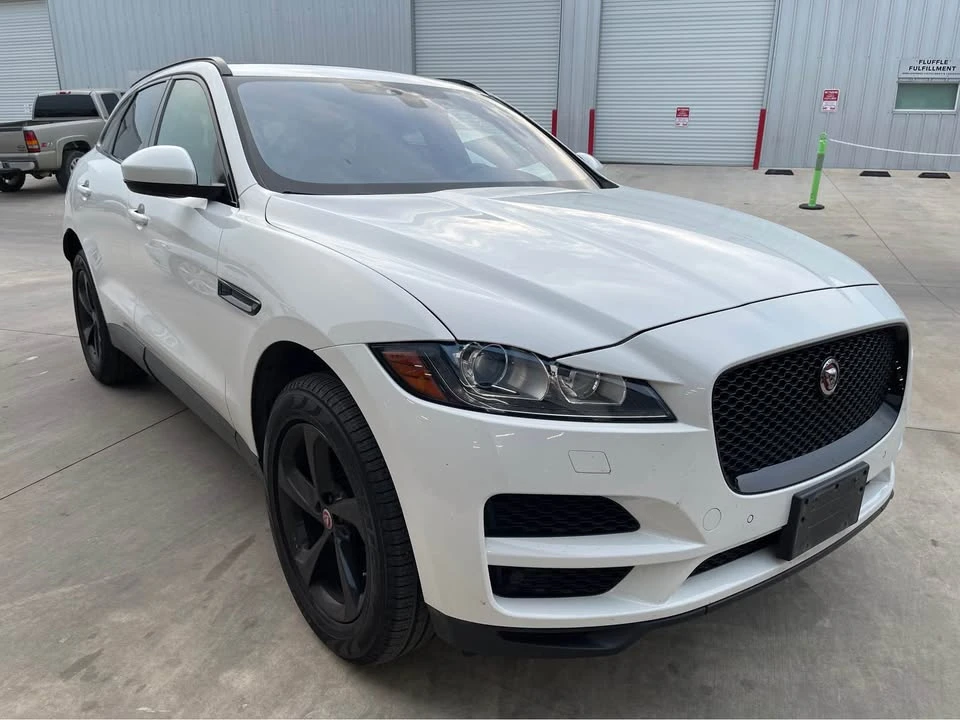 2020 Jaguar F-Pace - Image 4 of 20