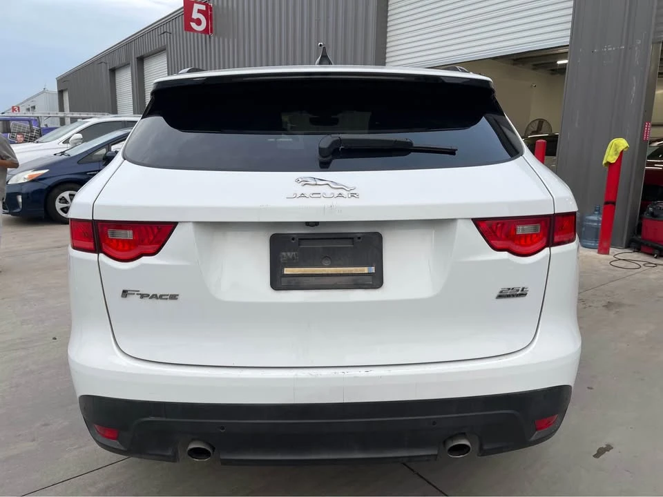 2020 Jaguar F-Pace - Image 6 of 20