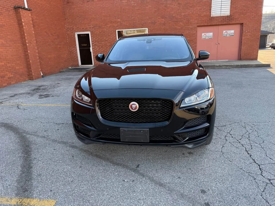 2020 Jaguar F-Pace - Image 2 of 15
