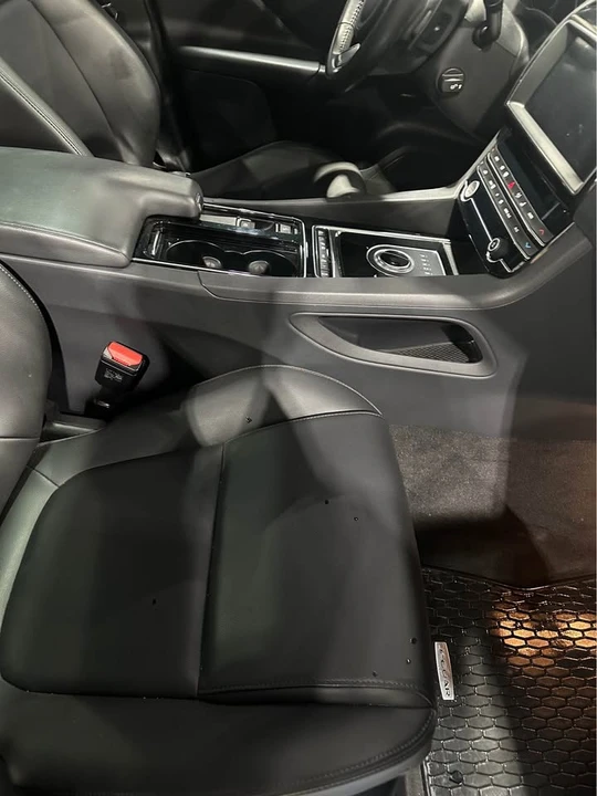 2020 Jaguar F-Pace - Image 13 of 13