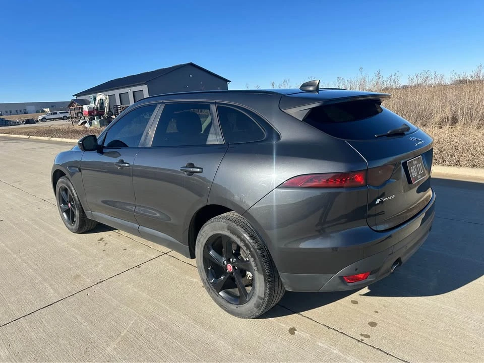 2020 Jaguar F-Pace - Image 6 of 13