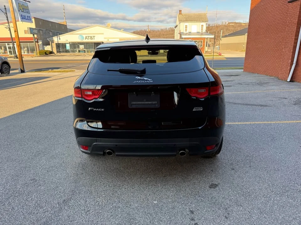2020 Jaguar F-Pace - Image 5 of 15