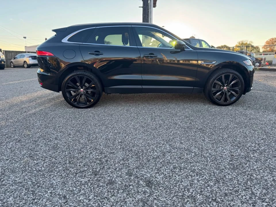 2020 Jaguar F-Pace - Image 4 of 16