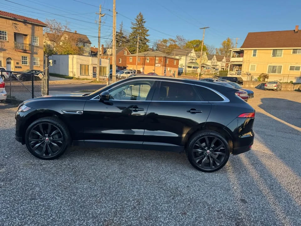 2020 Jaguar F-Pace - Image 8 of 16