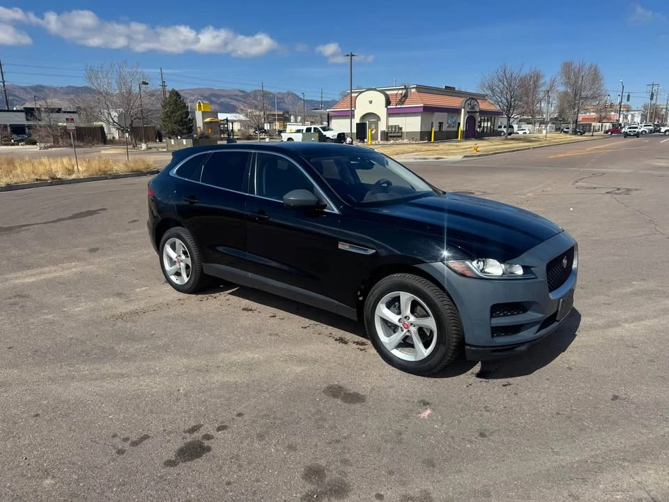 2020 Jaguar F-Pace - Image 4 of 10