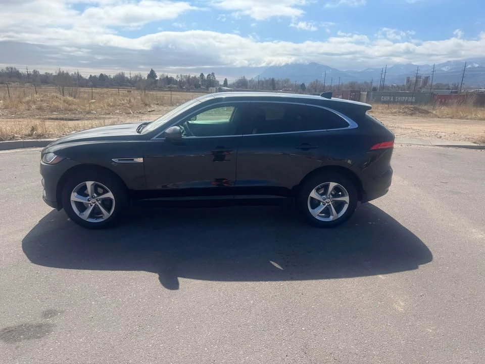 2020 Jaguar F-Pace - Image 2 of 10