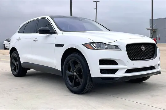 2020 Jaguar F-PACE 25t Premium Sport Utility 4D