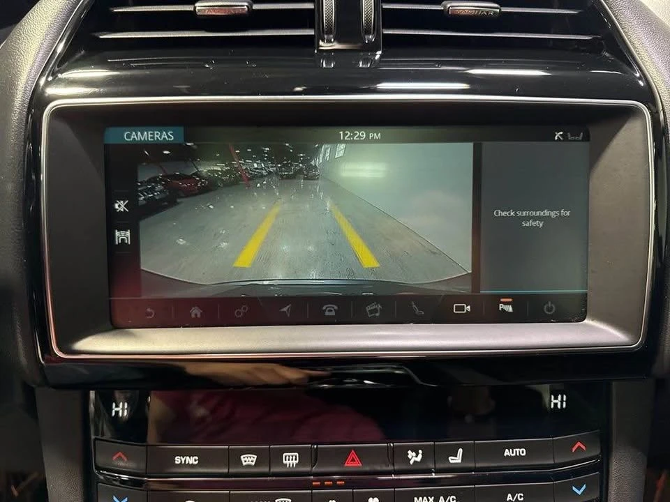 2020 Jaguar F-Pace - Image 12 of 19