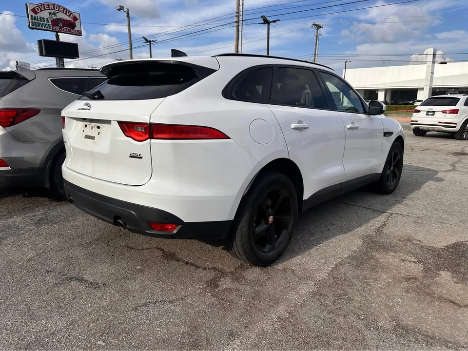 2020 Jaguar F-Pace - Image 4 of 6