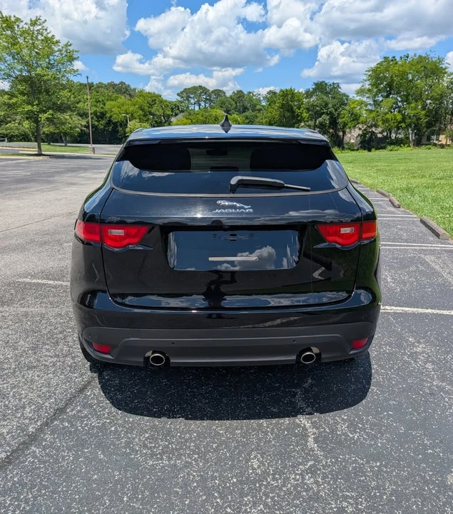 2020 Jaguar F-Pace - Image 4 of 19