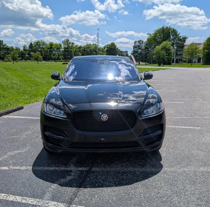 2020 Jaguar F-Pace - Image 8 of 19