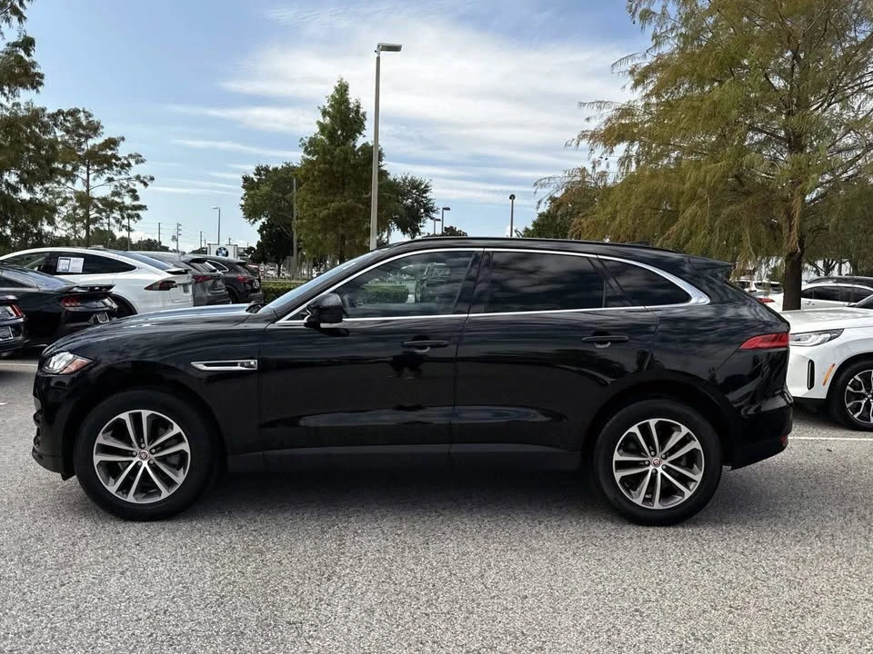 2020 Jaguar F-Pace - Image 5 of 20