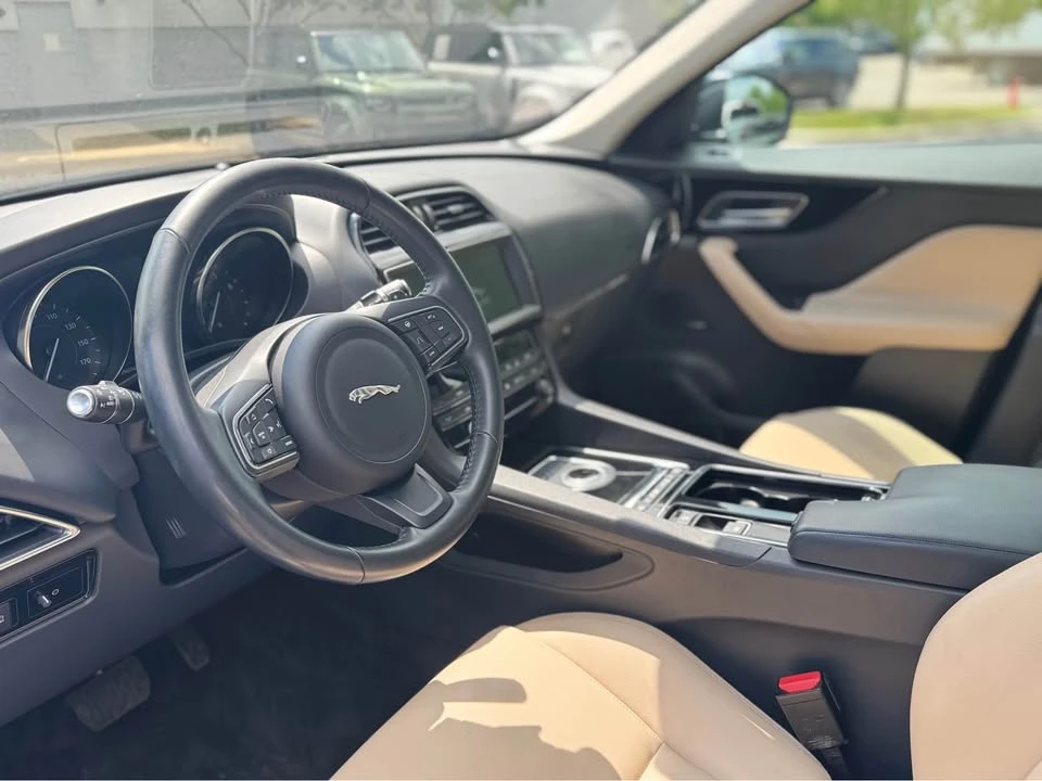 2020 Jaguar F-Pace - Image 6 of 14