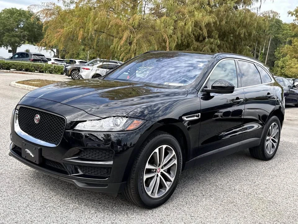 2020 Jaguar F-Pace - Image 6 of 20