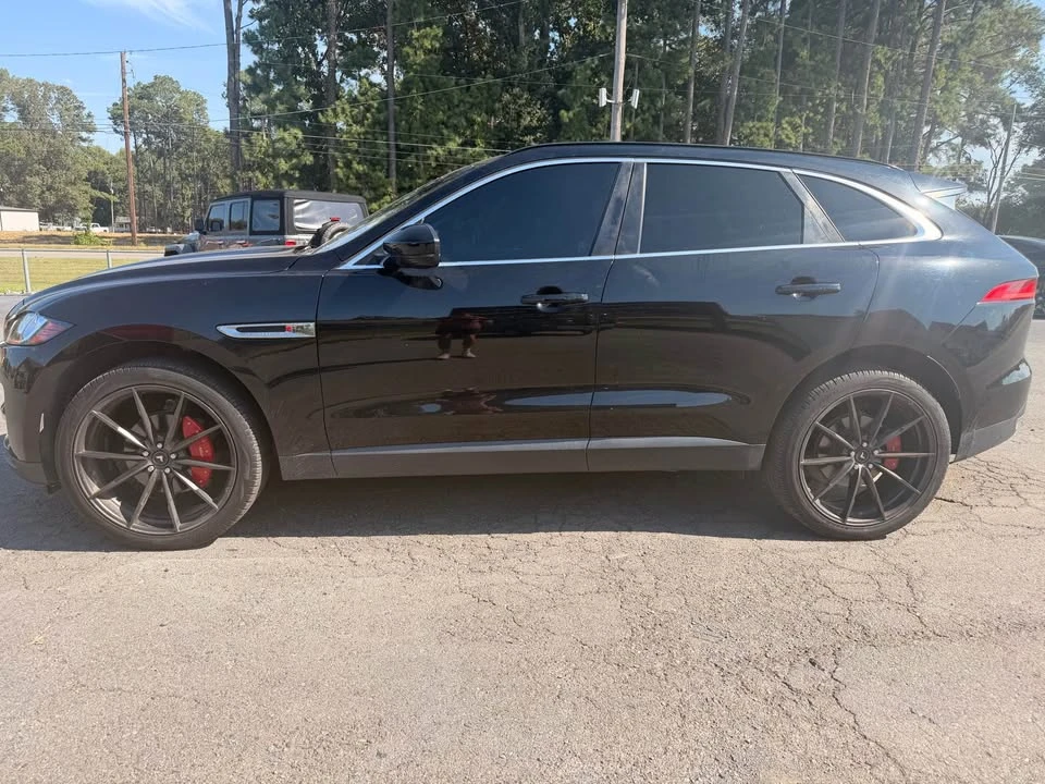 2020 Jaguar F-Pace - Image 3 of 15
