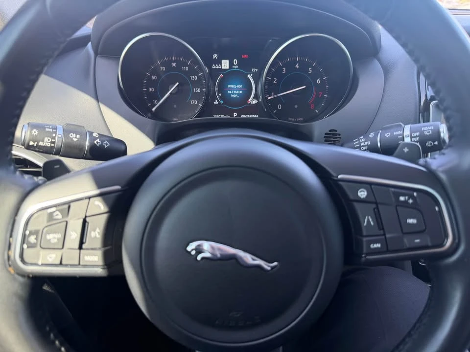 2020 Jaguar F-Pace - Image 8 of 11
