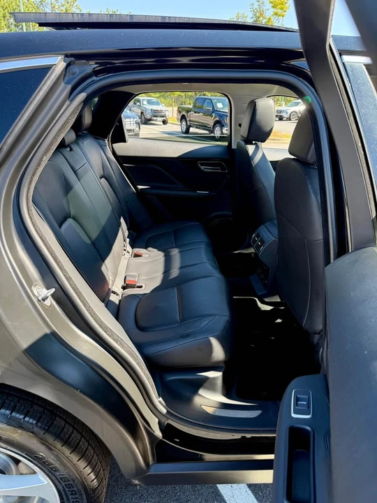 2020 Jaguar F-Pace - Image 12 of 14