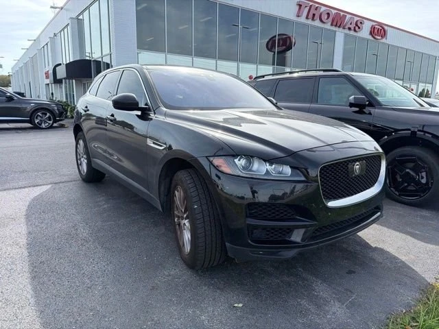 2020 Jaguar F-Pace - Image 3 of 4
