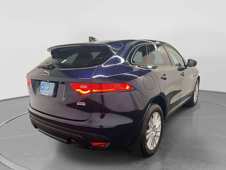 2020 Jaguar F-Pace - Image 5 of 20