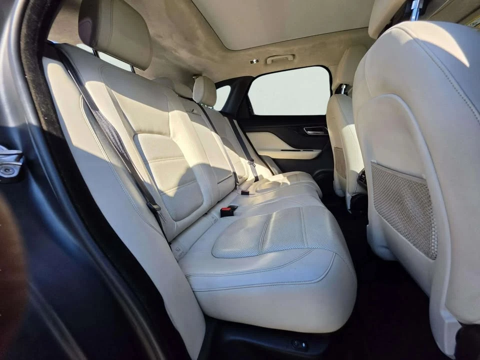 2020 Jaguar F-Pace - Image 11 of 20