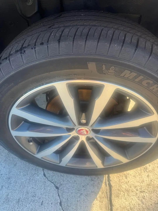 2020 Jaguar F-Pace - Image 4 of 8