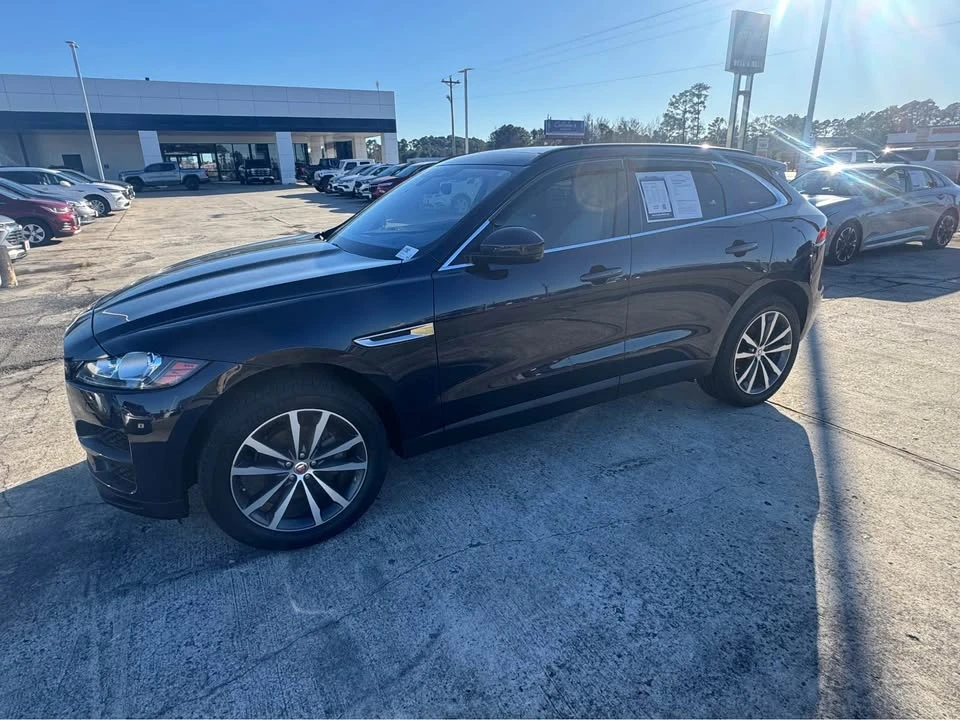 2020 Jaguar F-Pace - Image 3 of 8