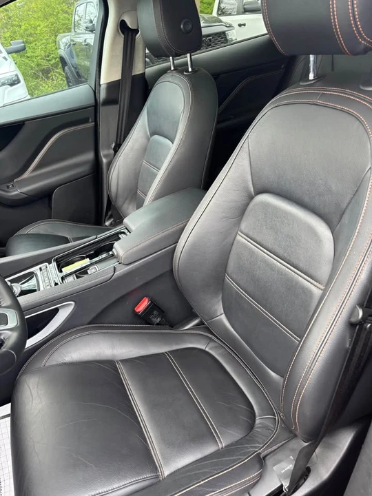2020 Jaguar F-Pace - Image 9 of 12