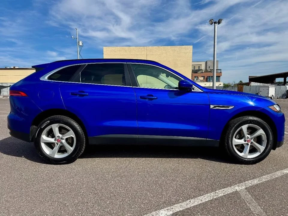 2020 Jaguar F-Pace - Image 2 of 5