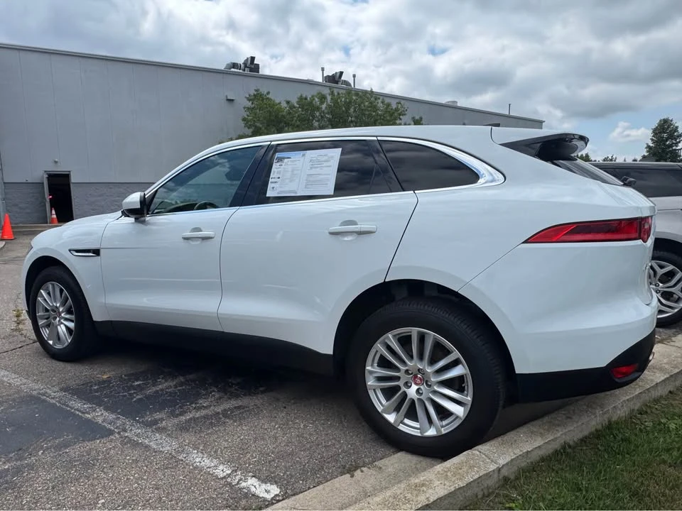 2020 Jaguar F-Pace - Image 5 of 15