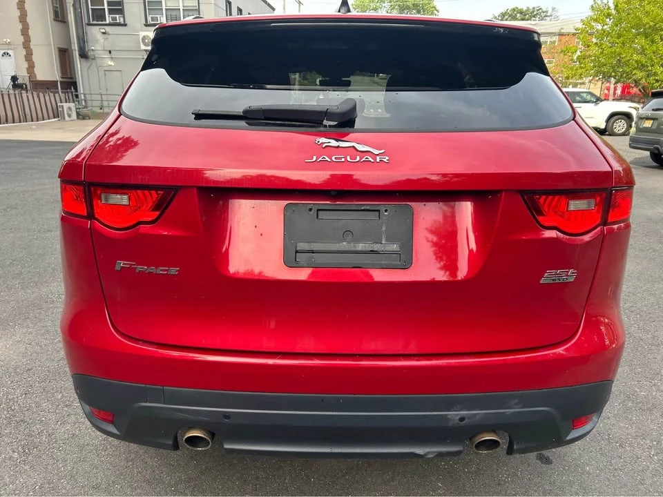 2020 Jaguar F-Pace - Image 4 of 18