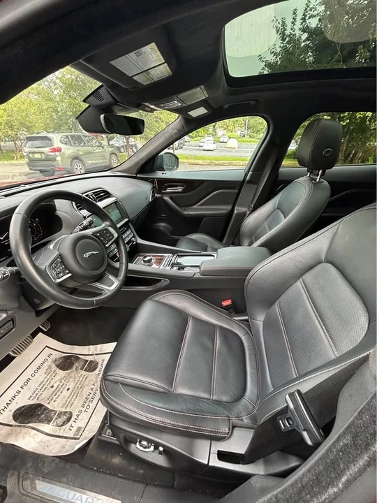 2020 Jaguar F-Pace - Image 8 of 18